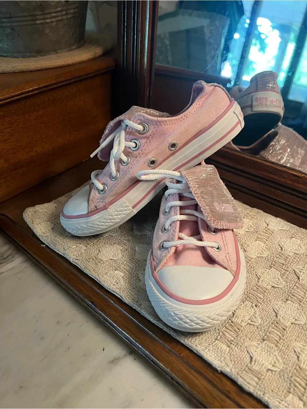 CONVERSE Classic Fold Over Tongue Metallic Pink Low Top Sneakers Girl's Size 11
